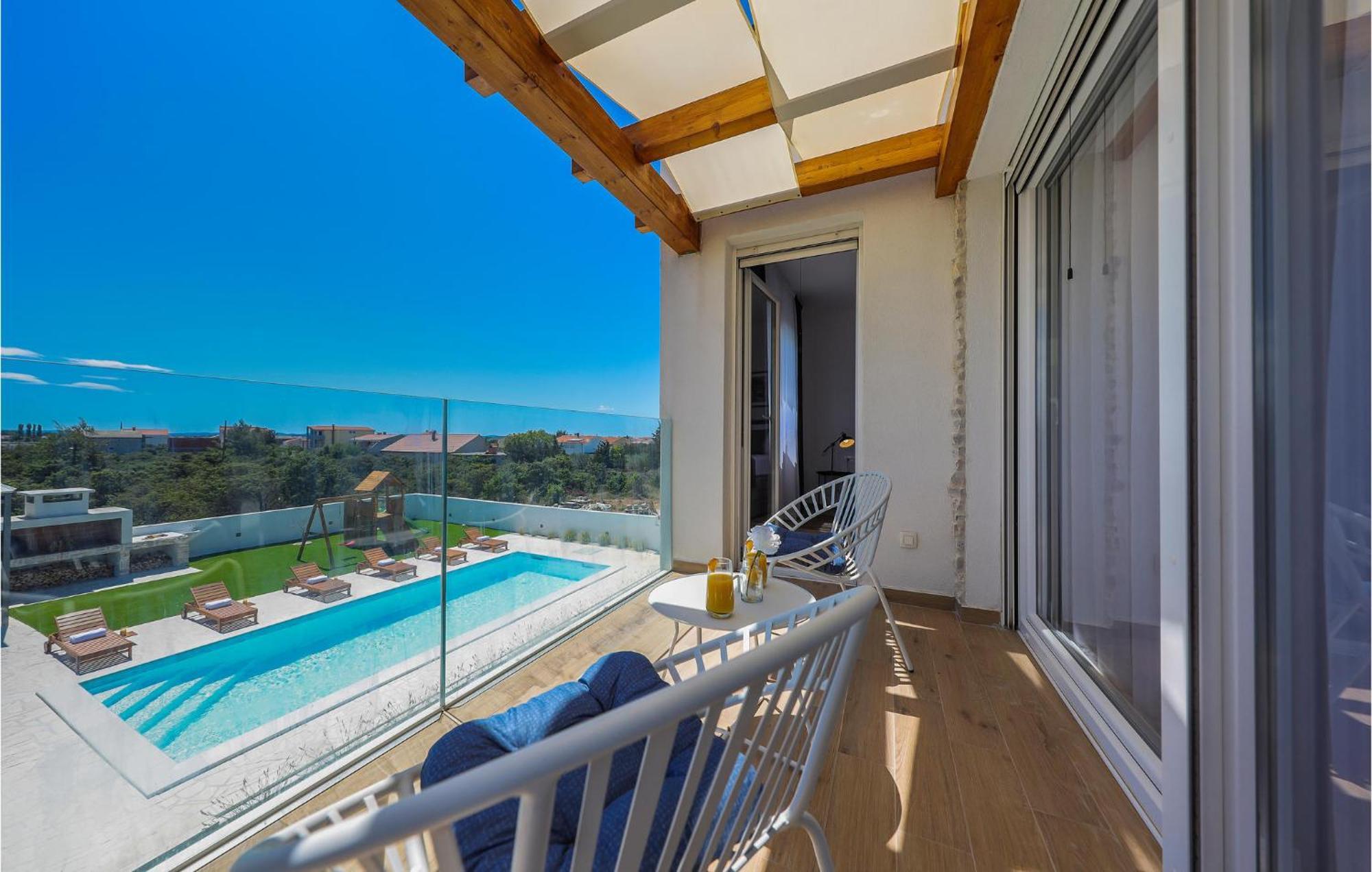 Stunning Home In Vrsi With Kitchen Exterior photo